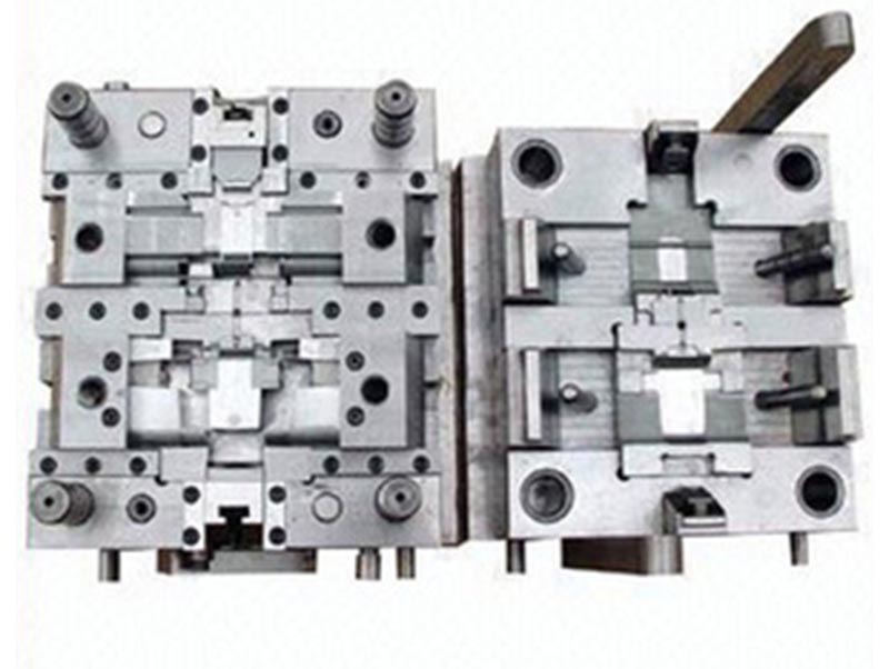 容精密塑料模-07